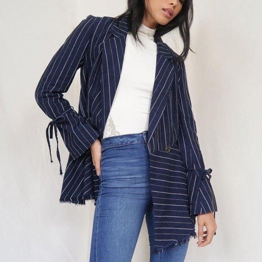 Free People Stella Navy Blue Pinstripe Frayed-Hem Blazer Jacket Tie Sleeve Large